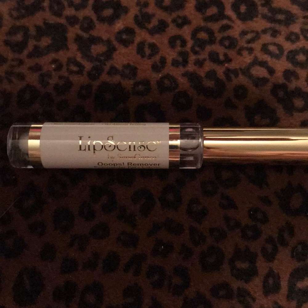 Lipsense (Ooops Remover)